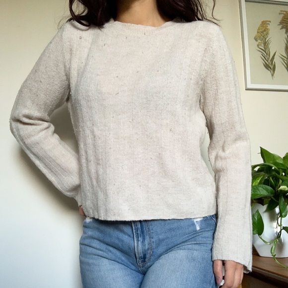 H&M Sweater - Picture 3 of 3